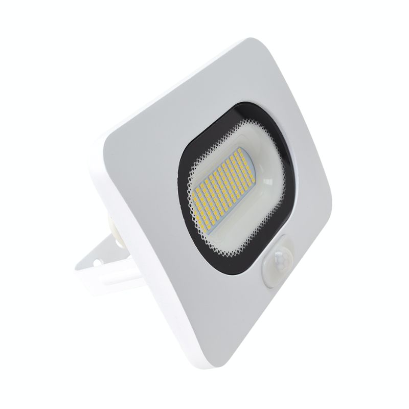 SVJETLJIKA AKUMULATORSKA LED RUČNA STLM4V TRACON